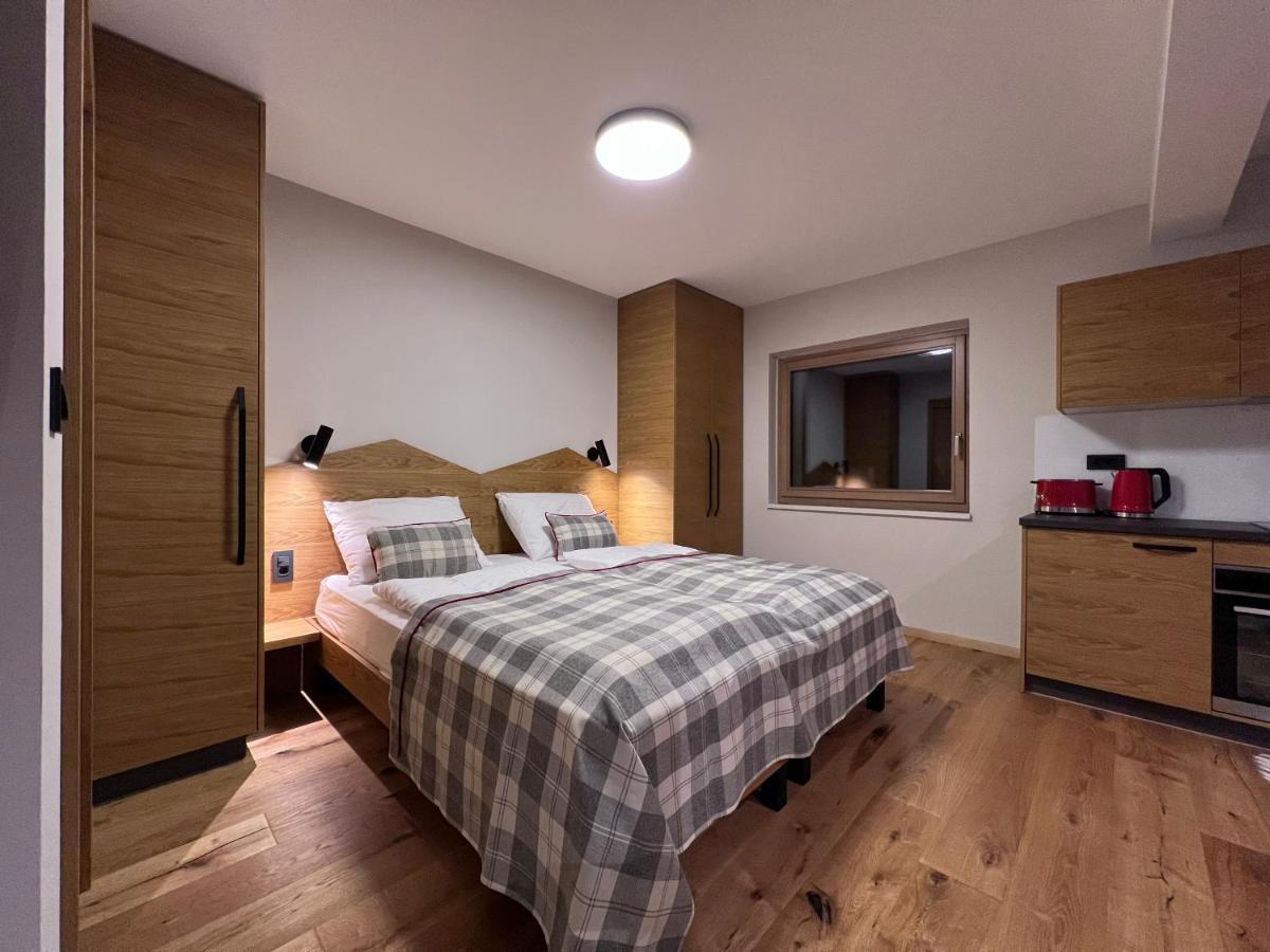 Apartments And Rooms Kaja Kranjska Gora Εξωτερικό φωτογραφία