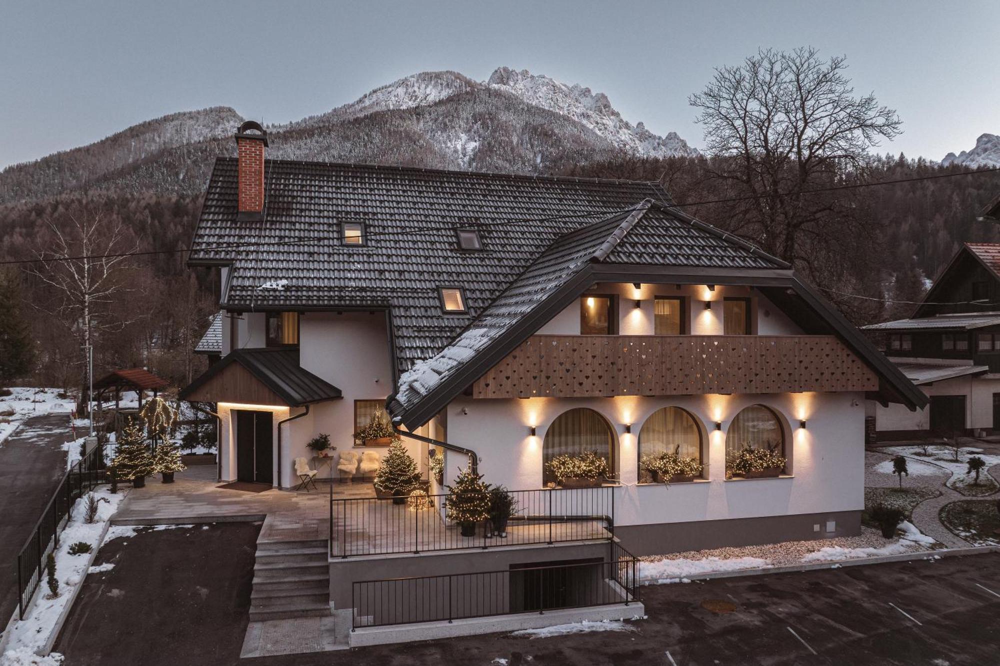 Apartments And Rooms Kaja Kranjska Gora Εξωτερικό φωτογραφία