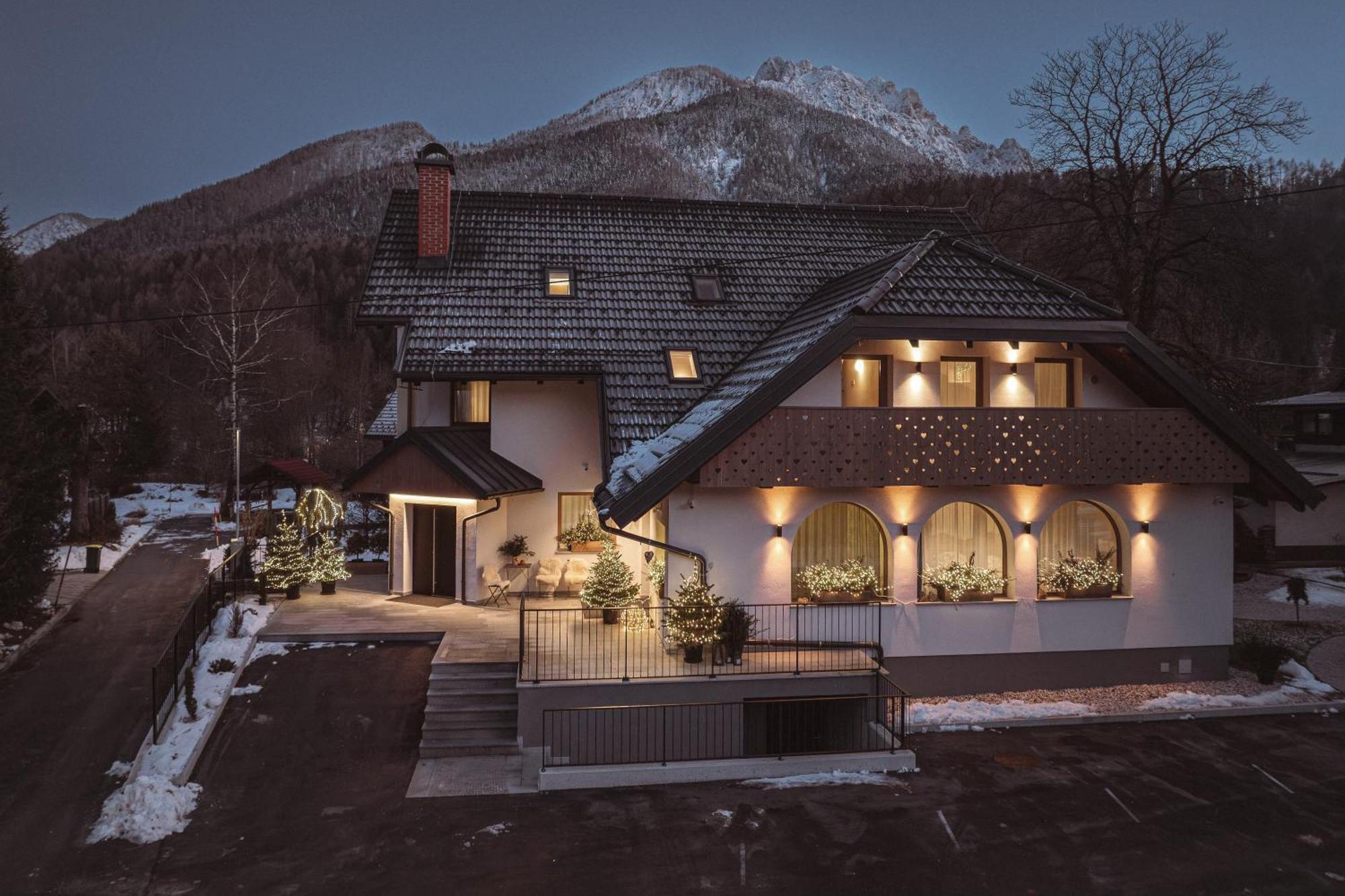 Apartments And Rooms Kaja Kranjska Gora Εξωτερικό φωτογραφία
