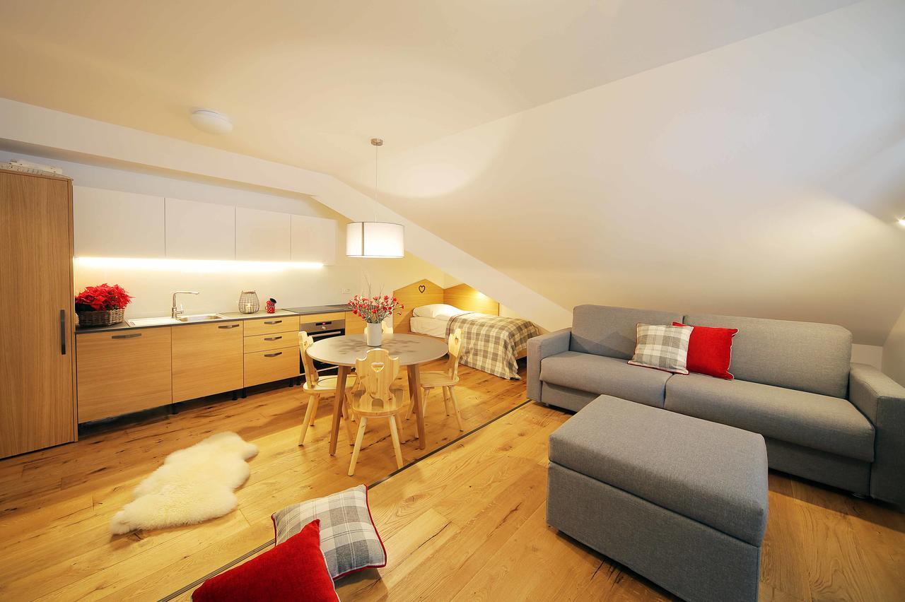 Apartments And Rooms Kaja Kranjska Gora Εξωτερικό φωτογραφία
